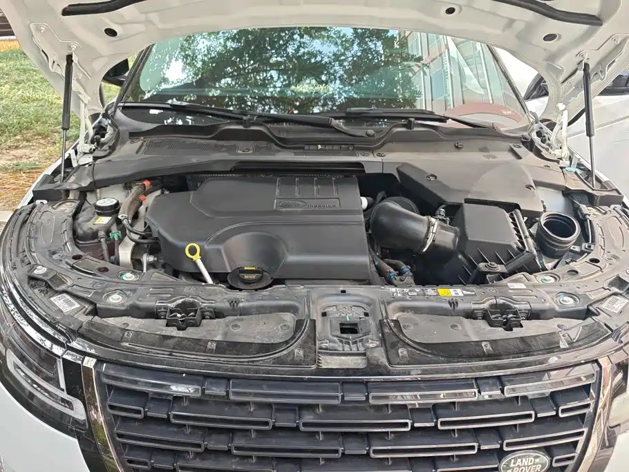 Land Rover Evoque — миниатюра 10