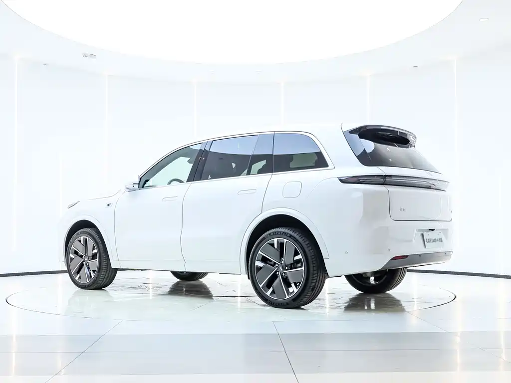 Li Auto IDEAL L8