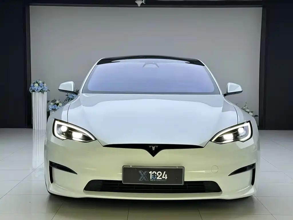 Tesla Model S 2023 Plaid