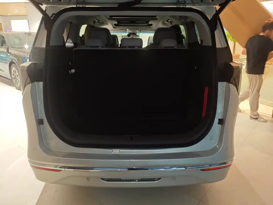 Buick GL8 2025 Premium