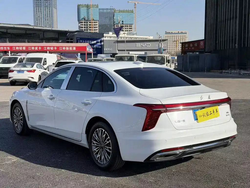 RED FLAG HONGQI H5