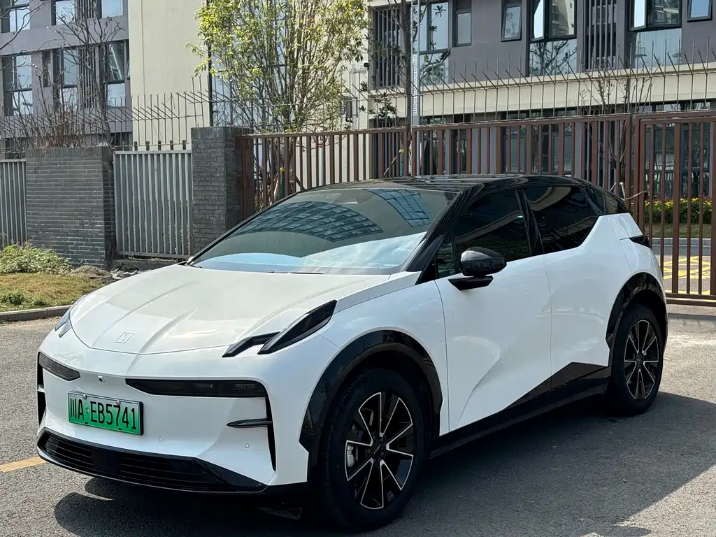 Zeekr X 2023