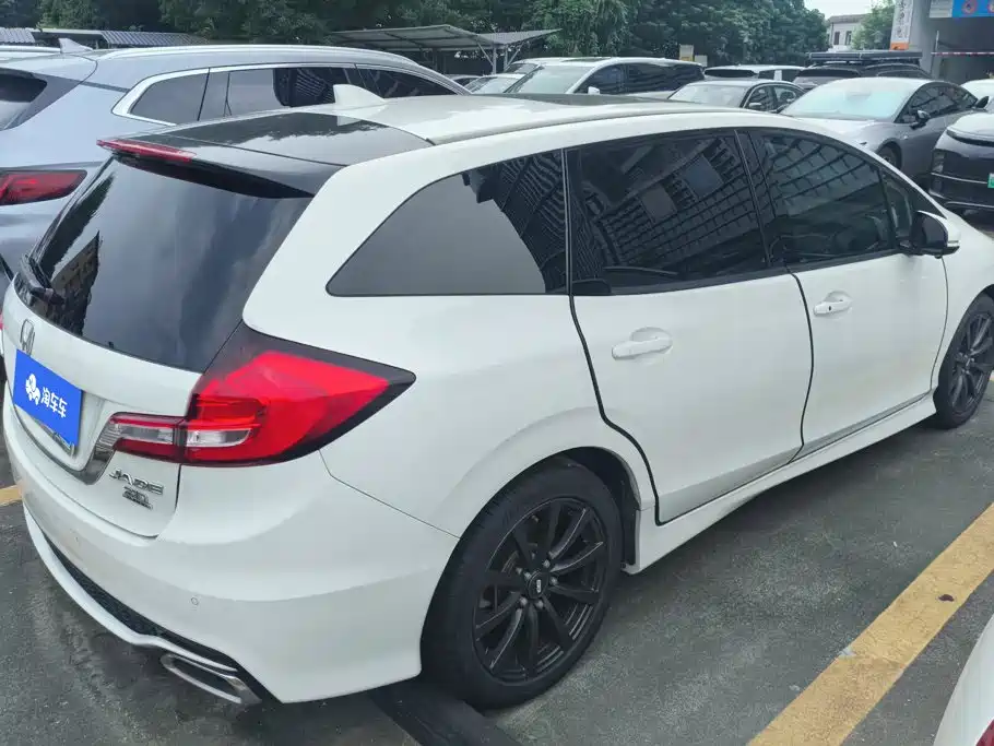 Honda Jade — миниатюра 3