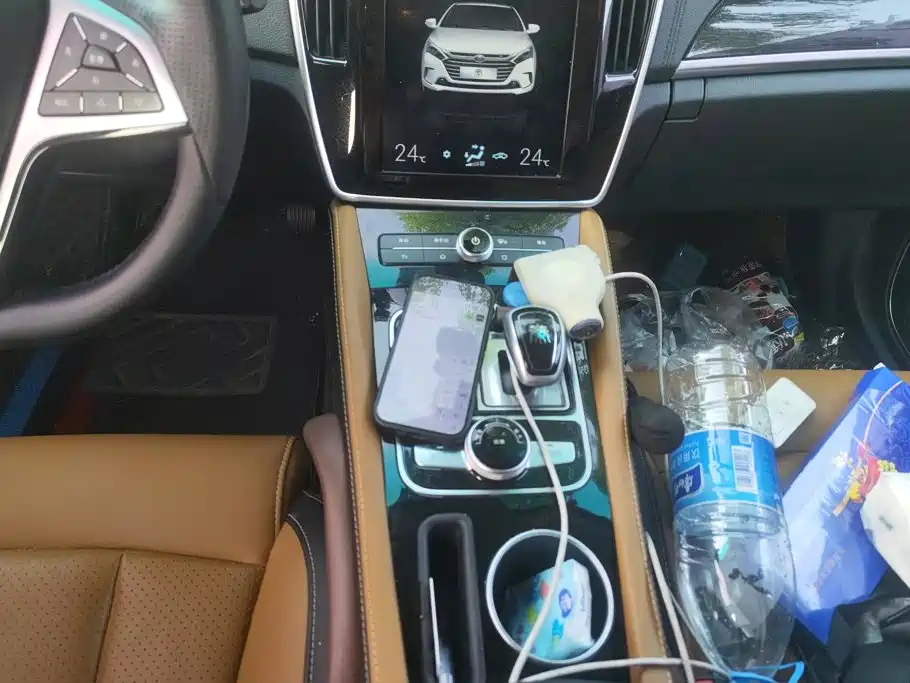 BYD Qin NEV — миниатюра 16