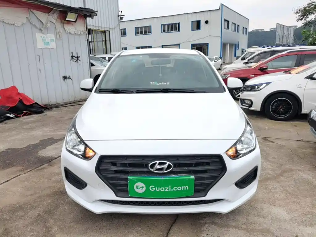 Hyundai Verna — миниатюра 3