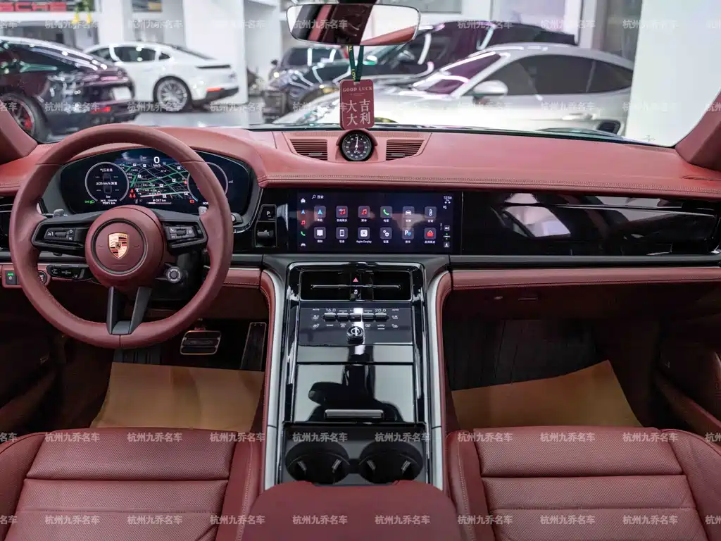 Porsche Panamera — миниатюра 17