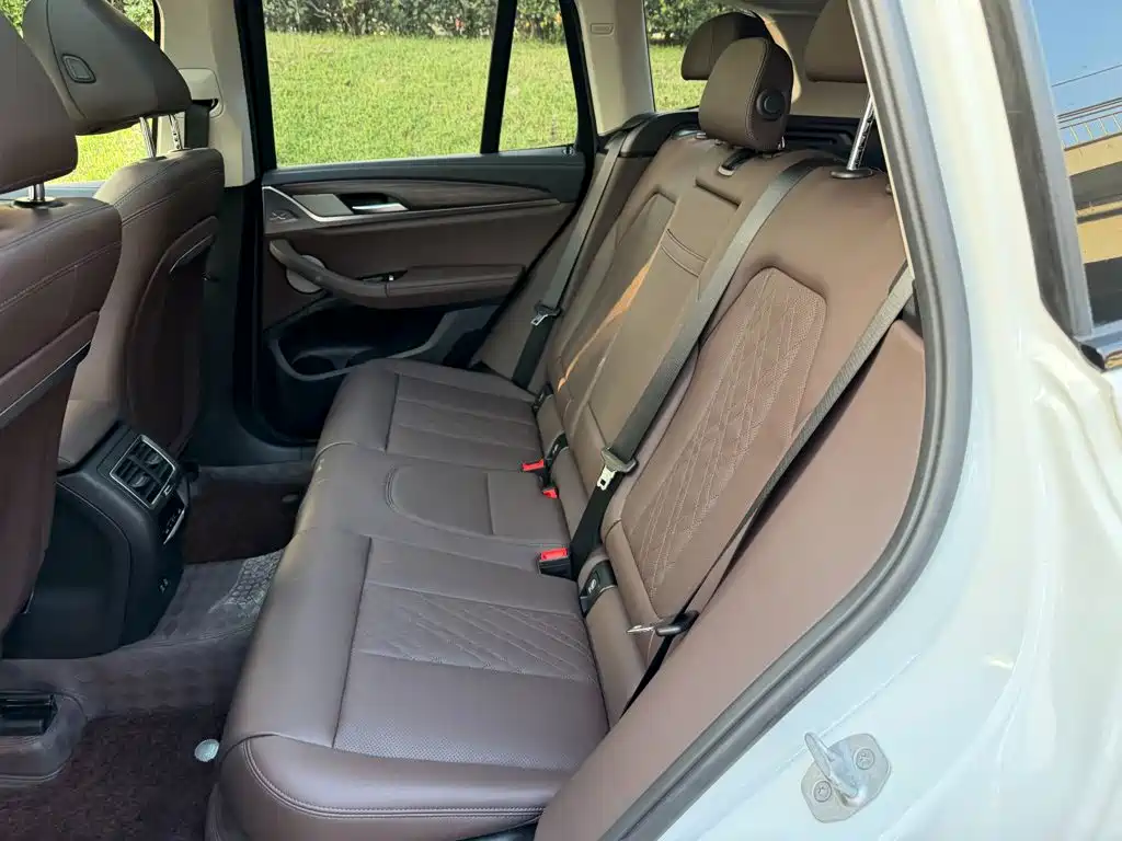 BMW X3 — миниатюра 12