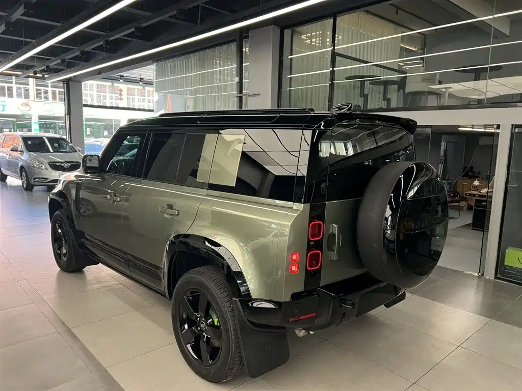 Land Rover Land Rover Defender 2024 110 3.0T P400 X-DYNAMIC HSE