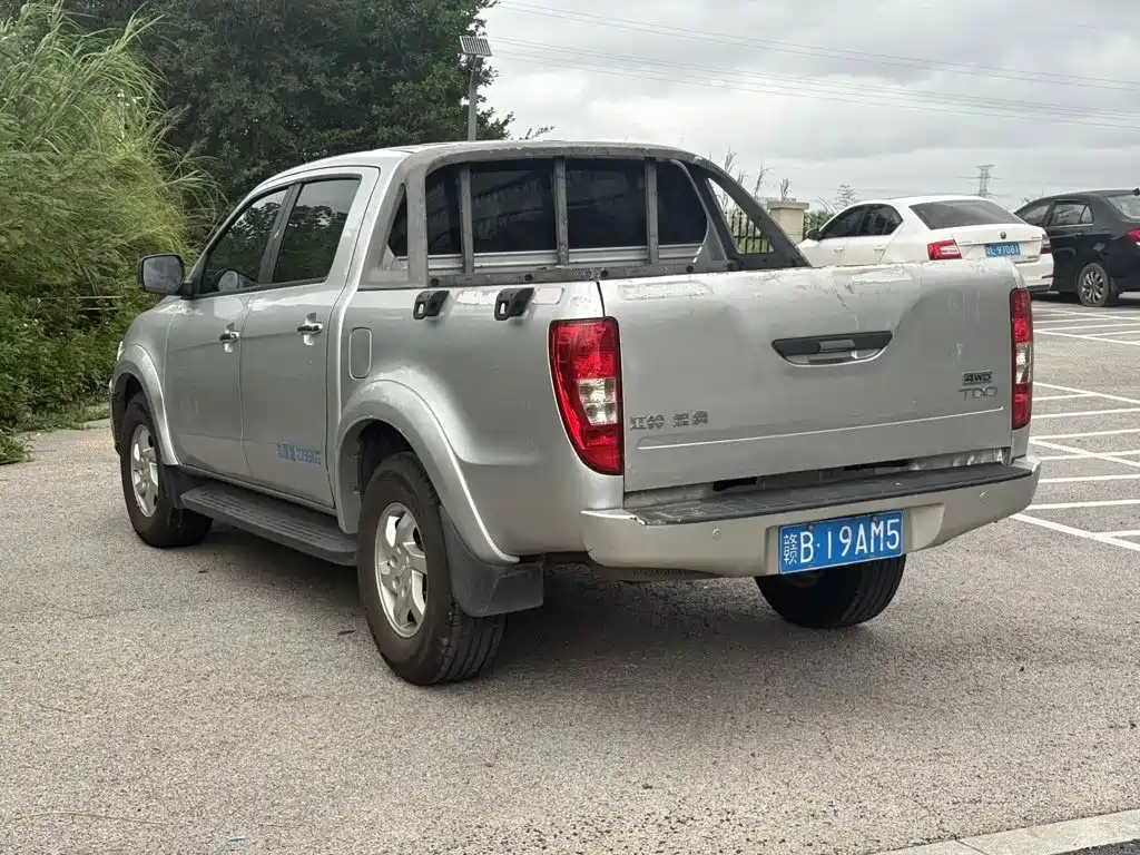 JMC Yuhu 5 — миниатюра 7