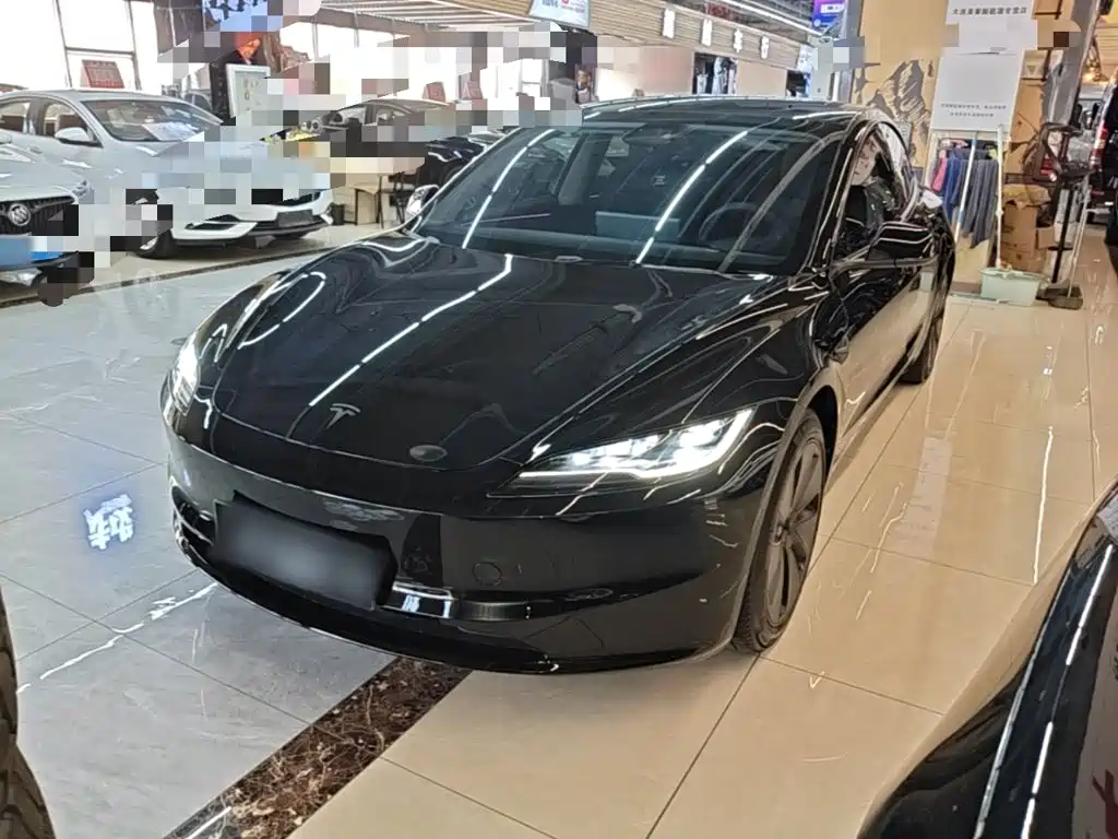 2023 Tesla Model 3 - zdjęcie 1 z 25