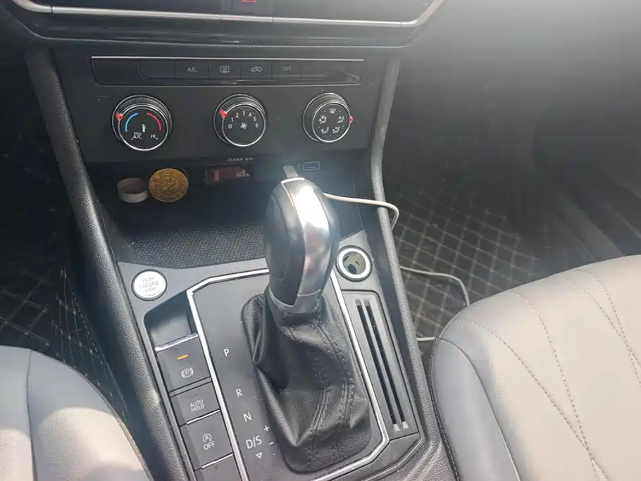 Volkswagen Lavida — миниатюра 16