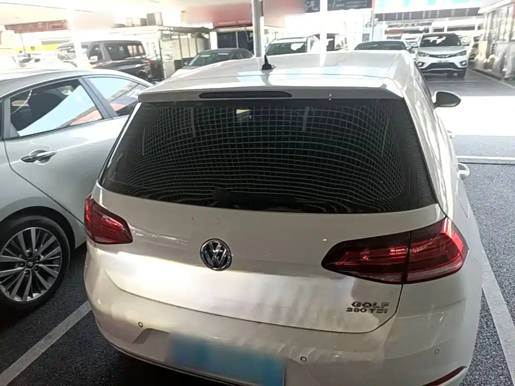 Volkswagen Golf — миниатюра 6