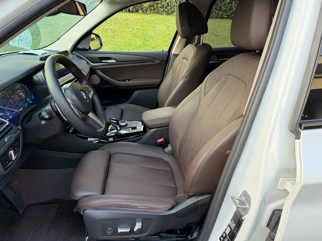 BMW X3 — миниатюра 8