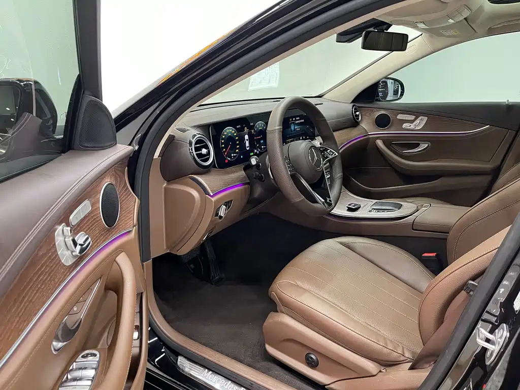 Mercedes-Benz E-Class New Energy — миниатюра 16