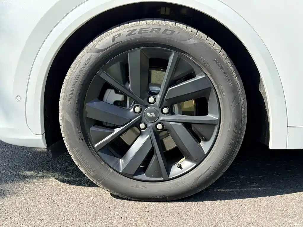 Li Auto Li L7 — миниатюра 8