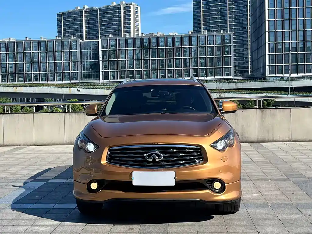 Infiniti FX — миниатюра 2