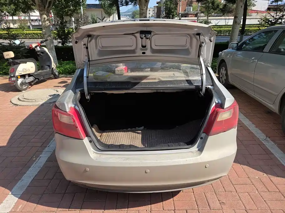 Changan V3 — миниатюра 4