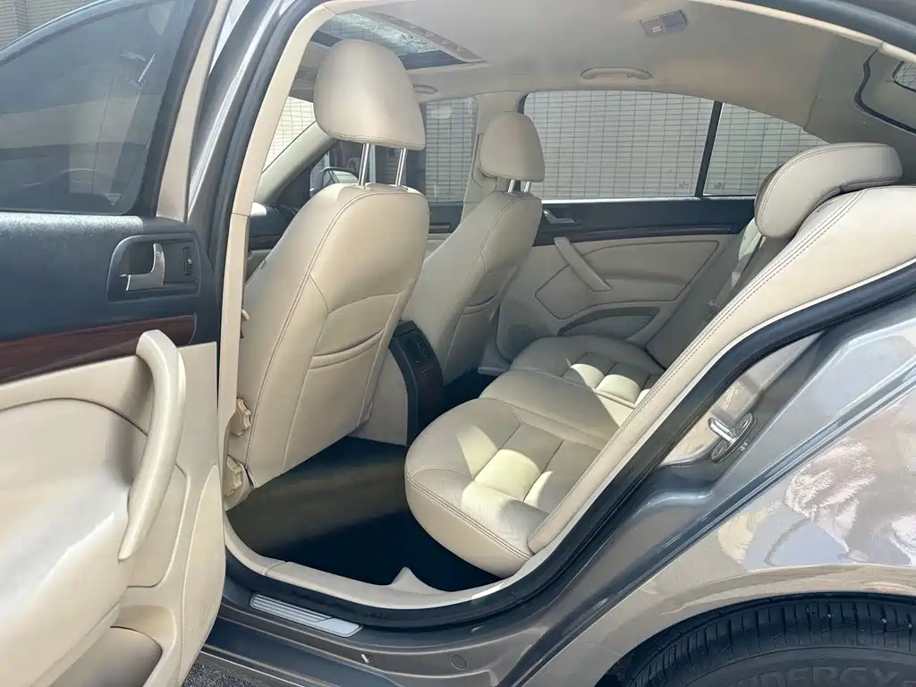 Skoda Octavia — миниатюра 9