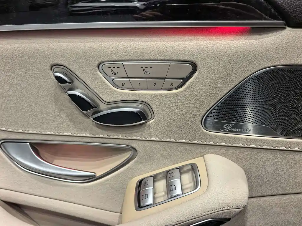 Mercedes-Benz S-Class — миниатюра 6