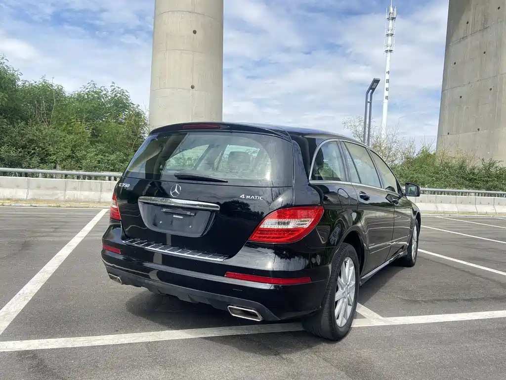 Mercedes-Benz R 2011 R 350 L 4MATIC