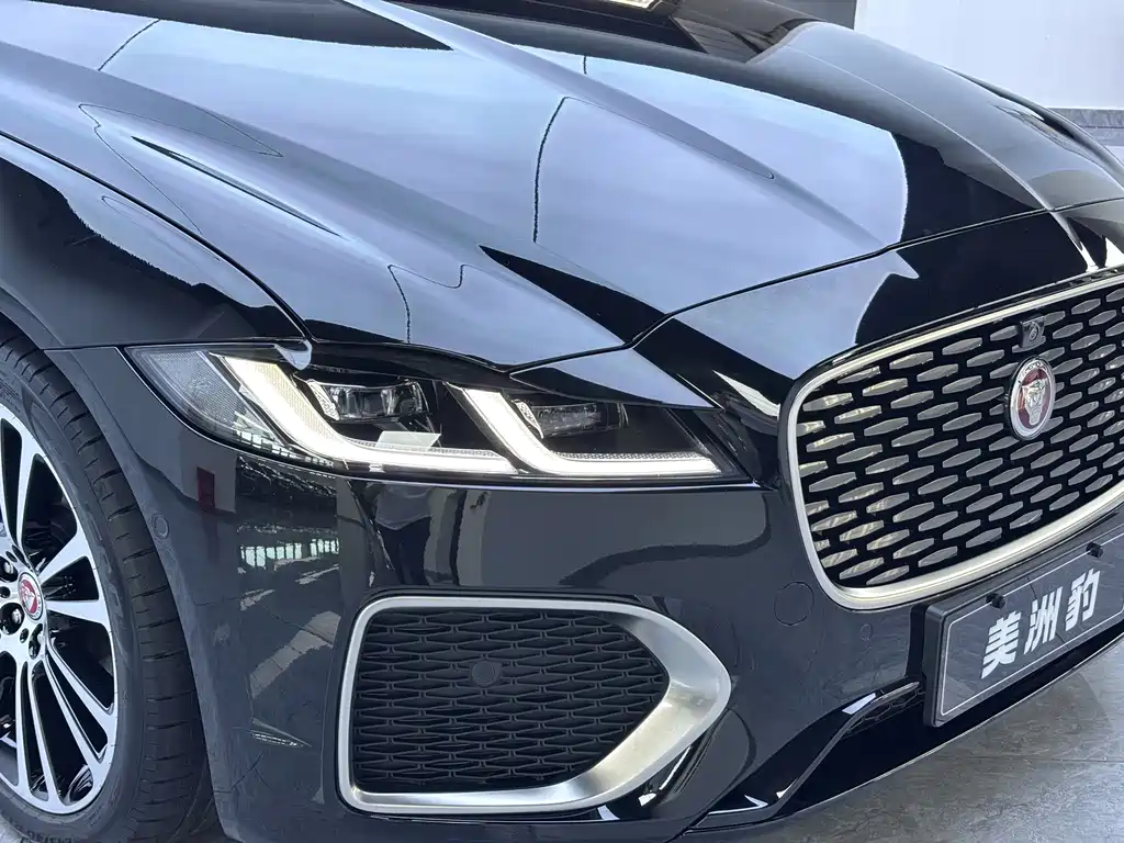 Jaguar XFL — миниатюра 4
