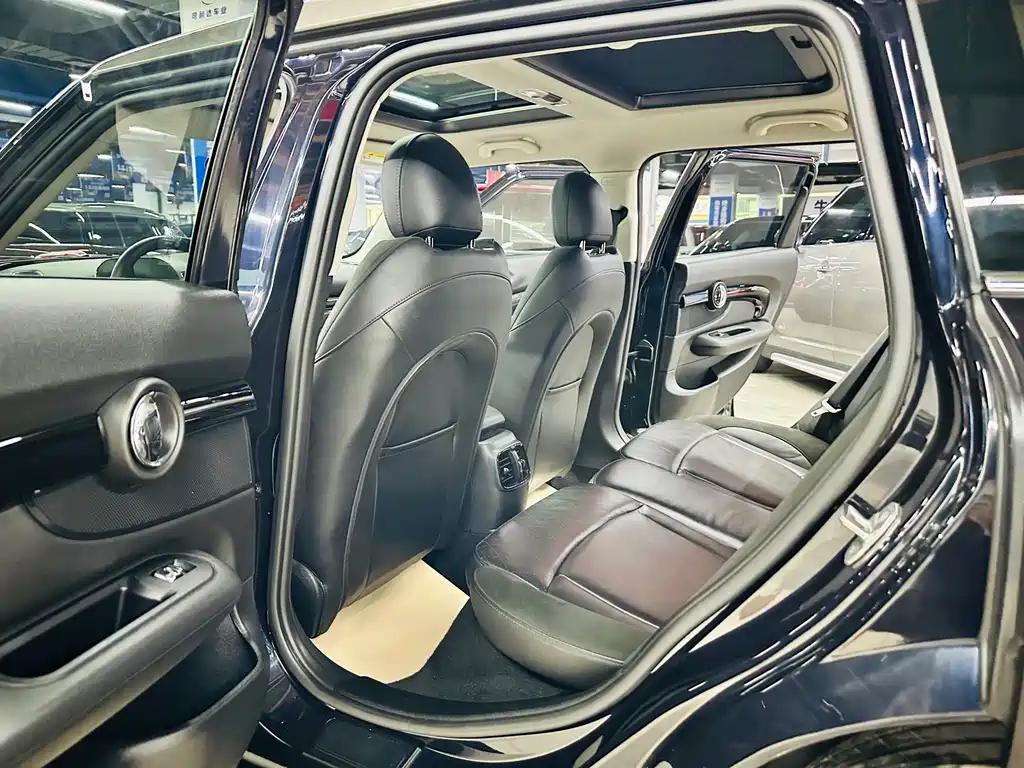 MINI Mini Clubman — миниатюра 22