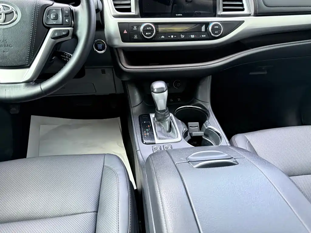 Toyota Highlander — миниатюра 16