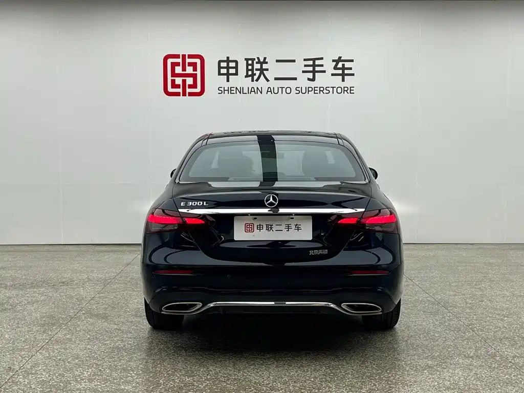Mercedes-Benz E-Class — миниатюра 2