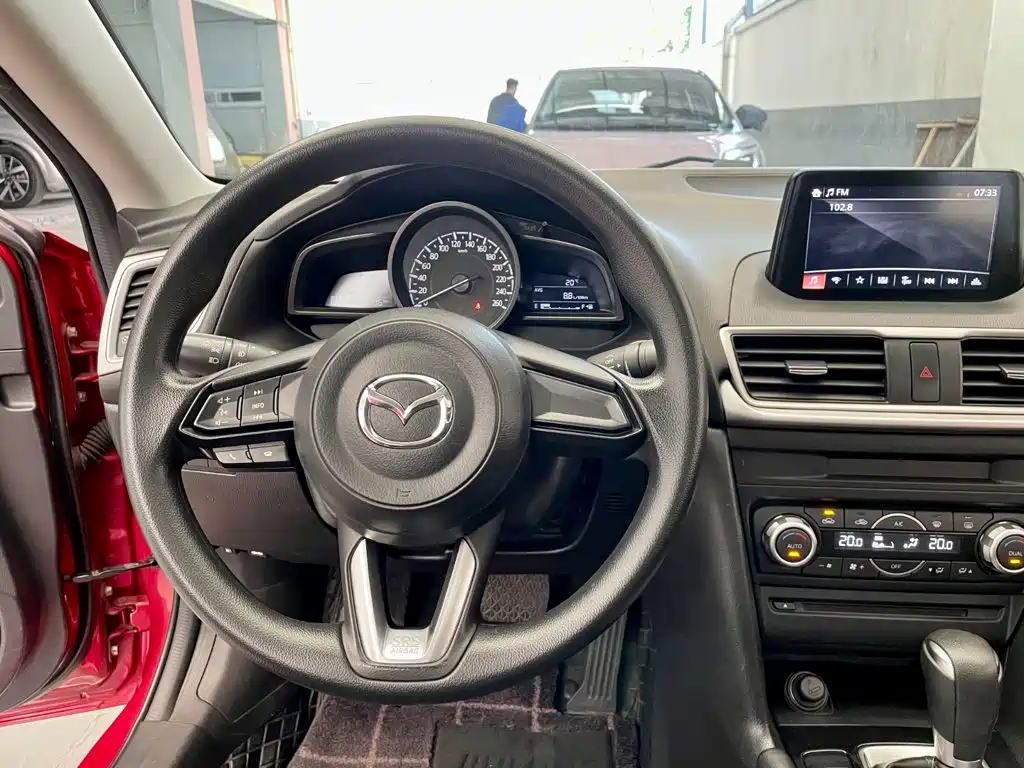 Mazda 3 Axela — миниатюра 12