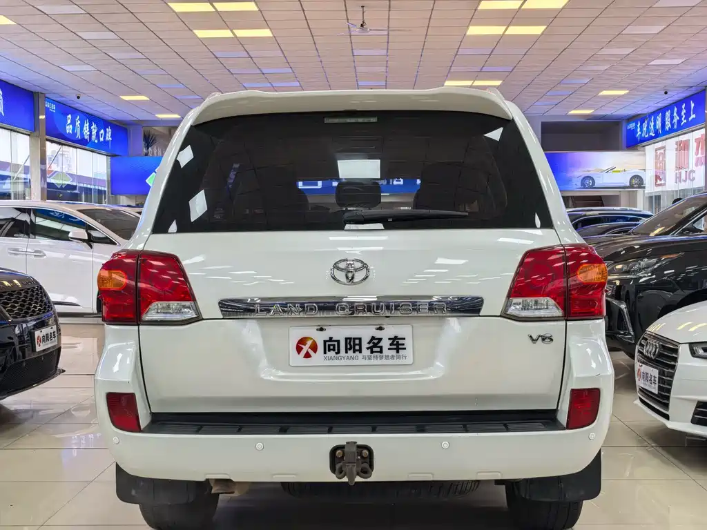 Toyota Land Cruiser — миниатюра 4