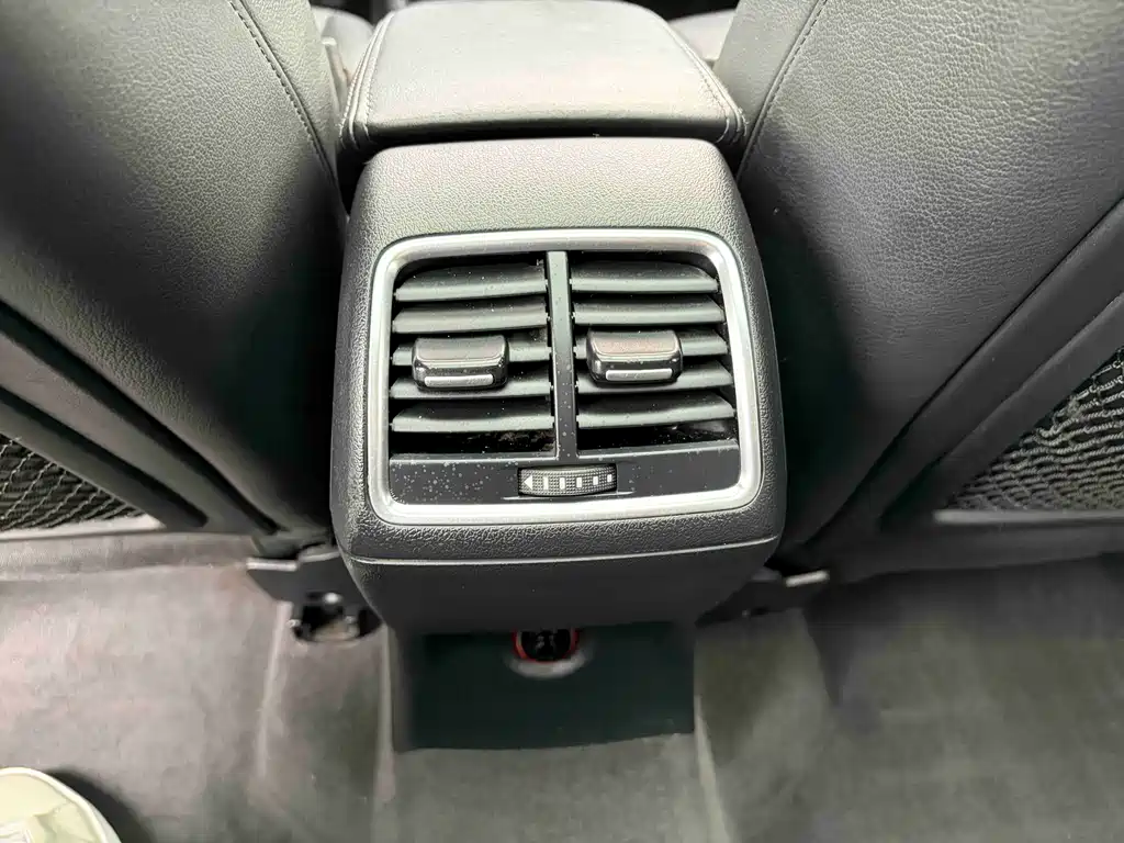 Audi Q3 2015 35 TFSI quattro