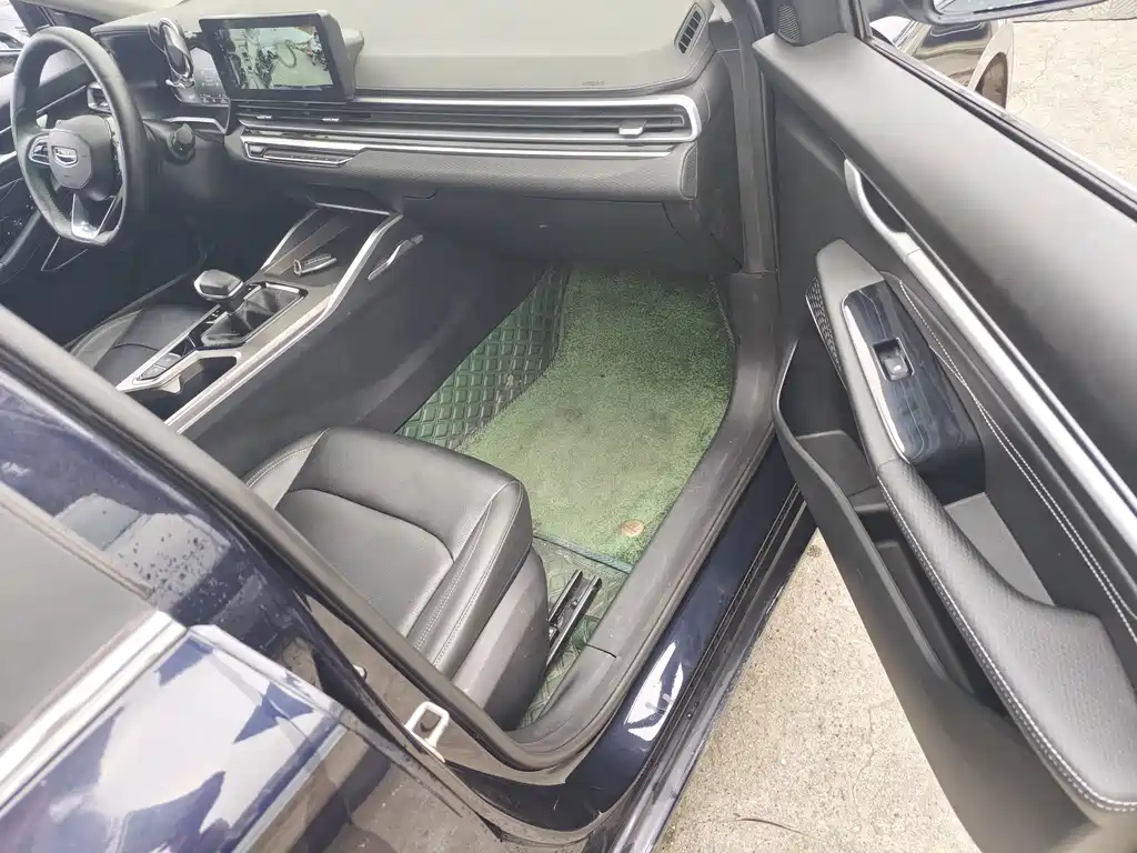 Geely Emgrand — миниатюра 13
