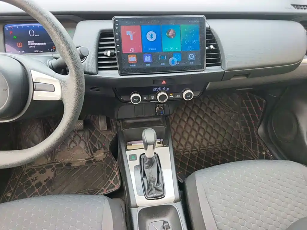 Honda Fit — миниатюра 13