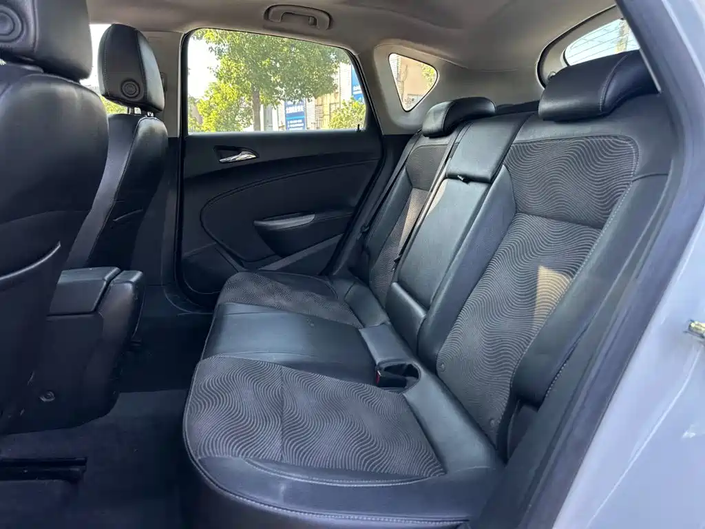 Buick Excelle — миниатюра 20