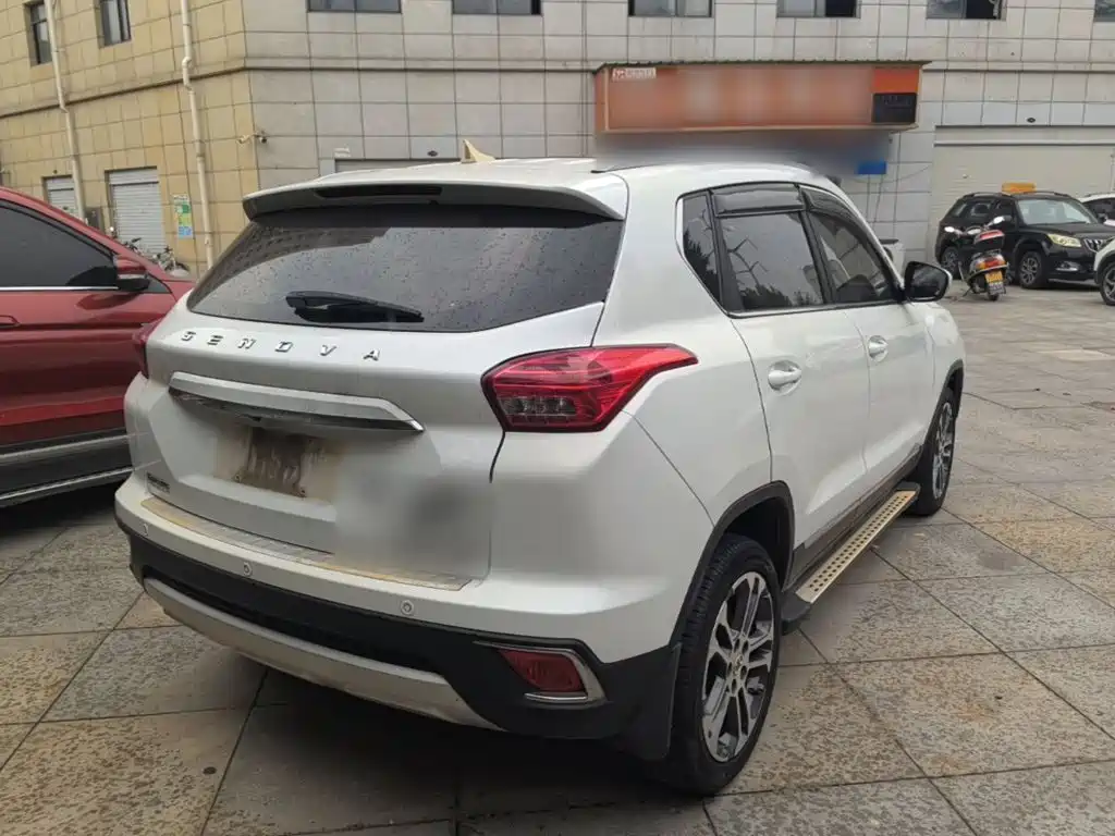 BAIC Senova X35 — миниатюра 7