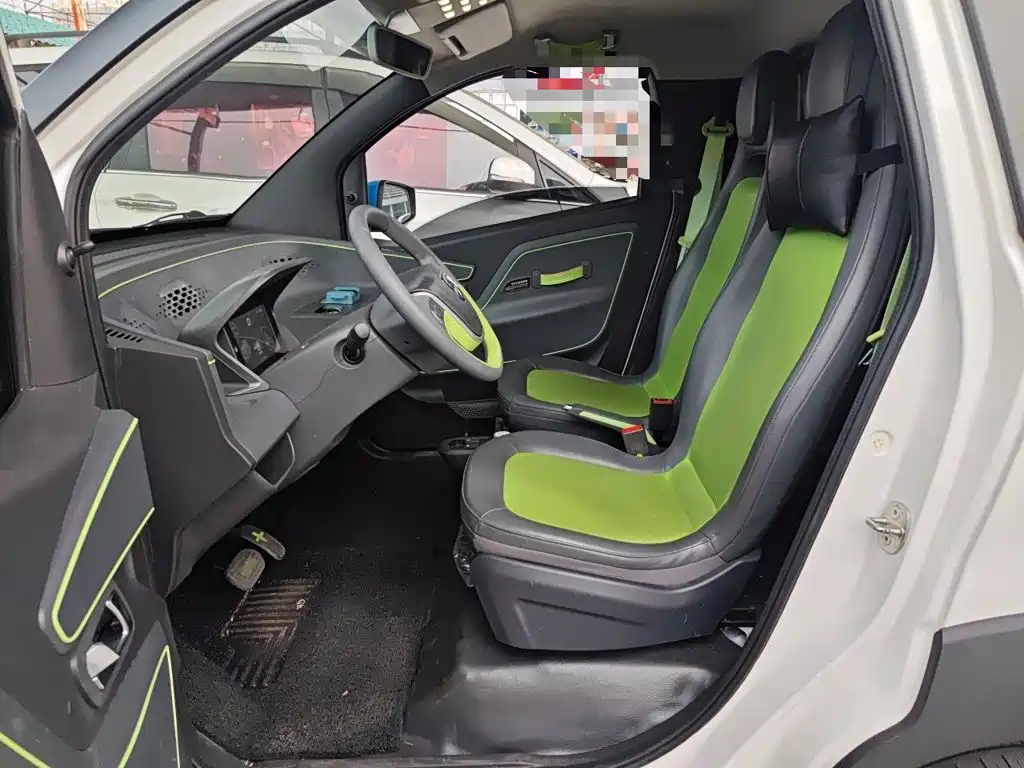 Baojun E100 — миниатюра 12
