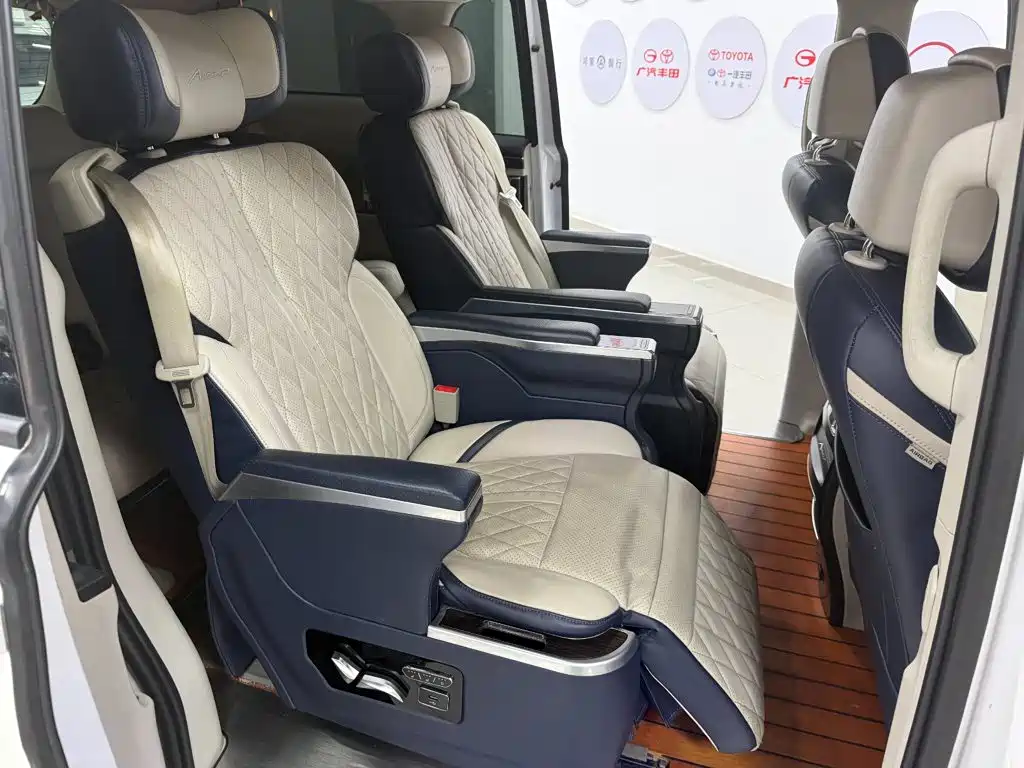 Buick GL8 — миниатюра 11