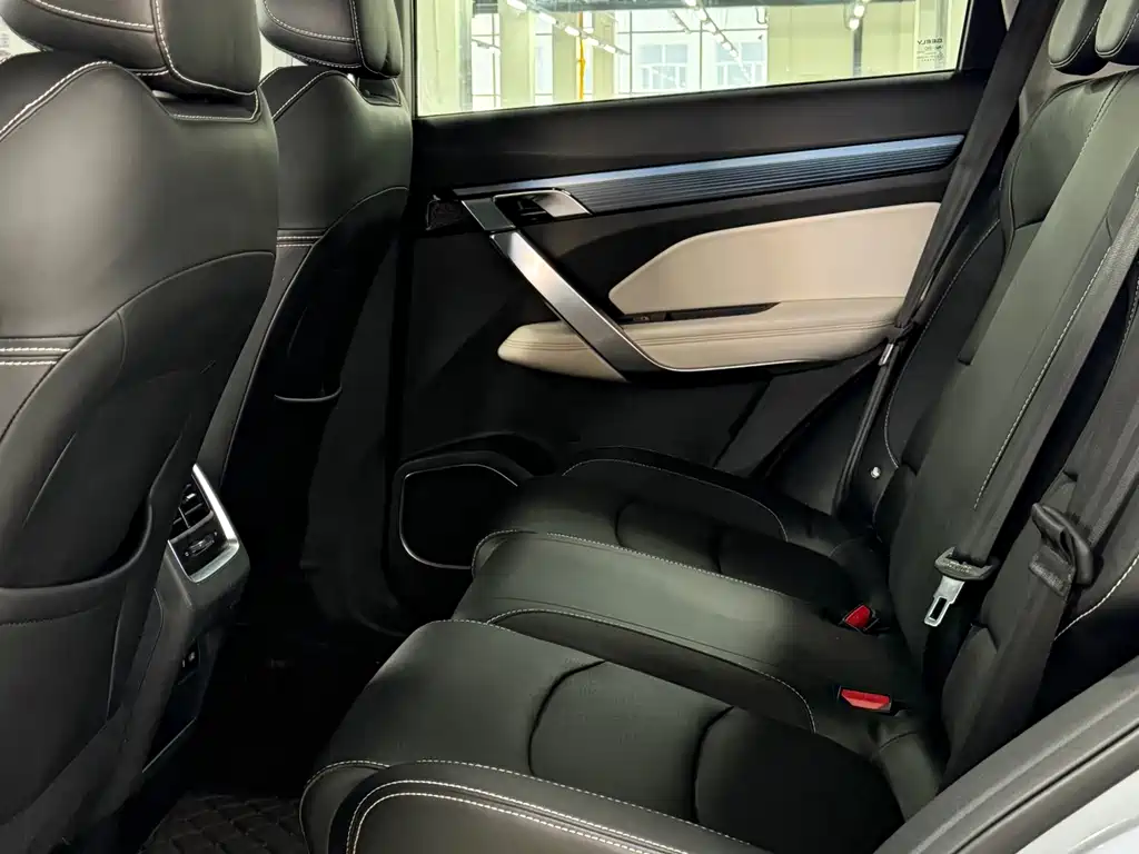 GEELY AUTOMOBILE BOYUE