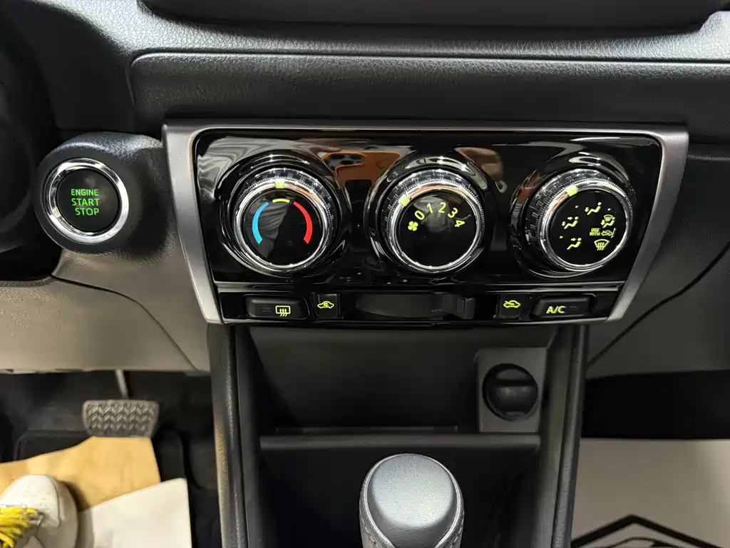 TOYOTA YARIS L ZHIXUAN