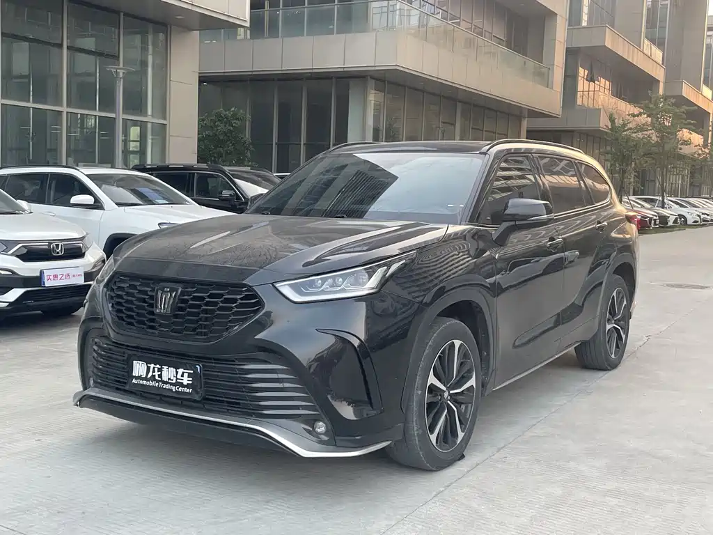 Toyota Crown Kluger
