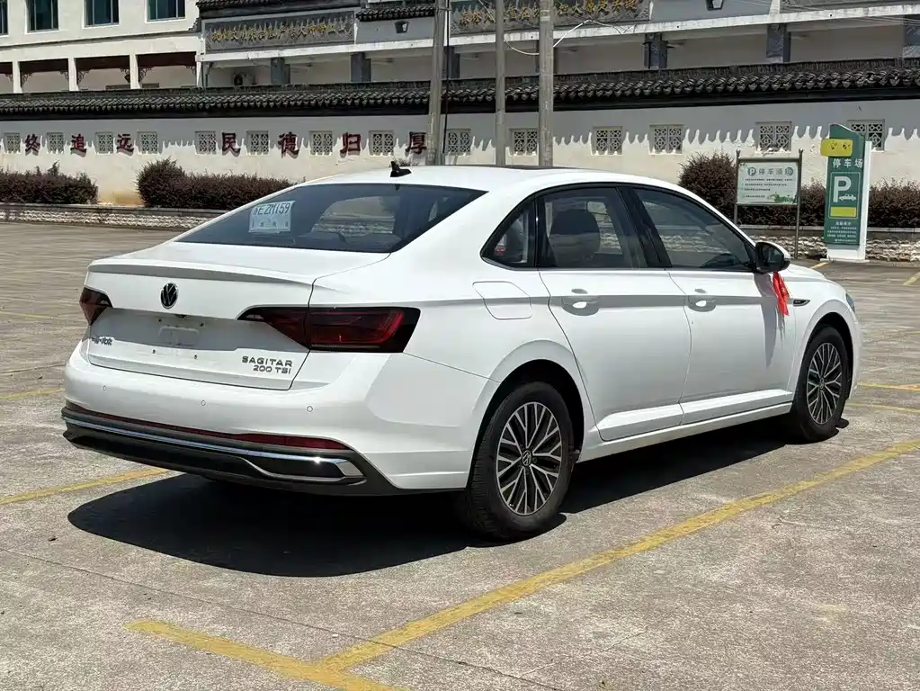 Volkswagen Sagitar — миниатюра 6