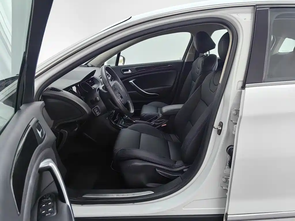 Citroen C5 — миниатюра 10