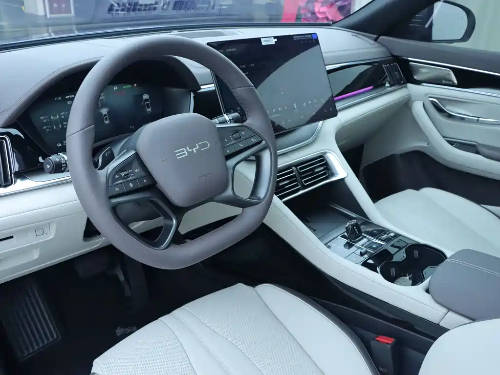 BYD Song Plus PLUS 2025 EV Smart Drive 520km Luxury
