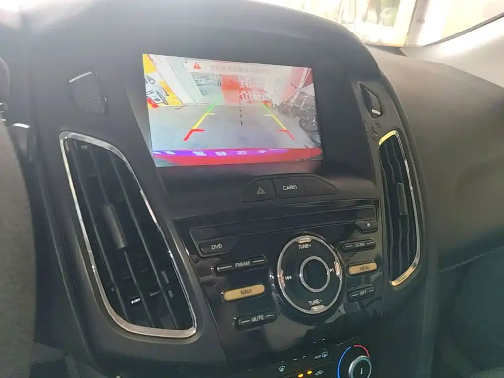 Ford Focus — миниатюра 13