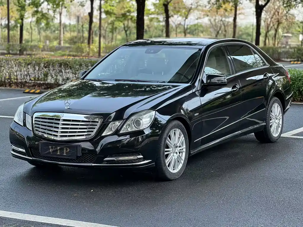 Mercedes-Benz E-Class 2011