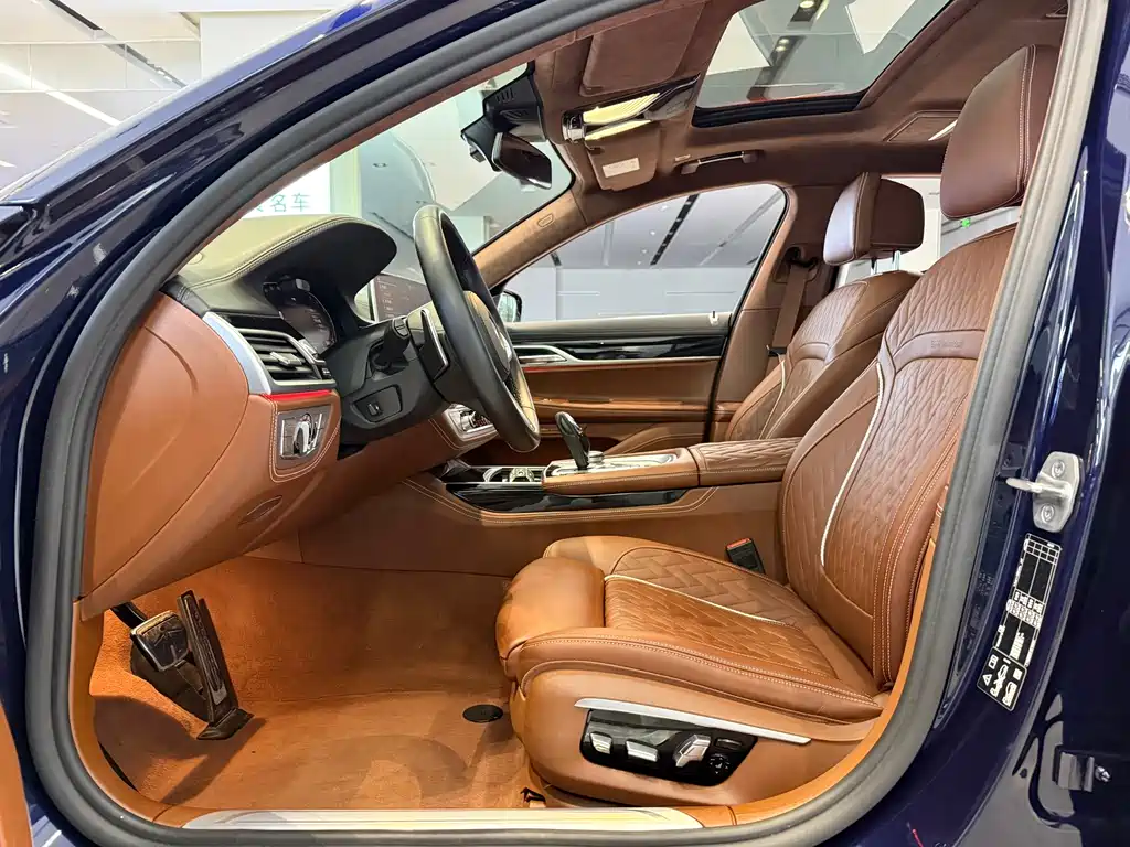 BMW 7 Series 7 2021 740Li xDrive Executive M Sport