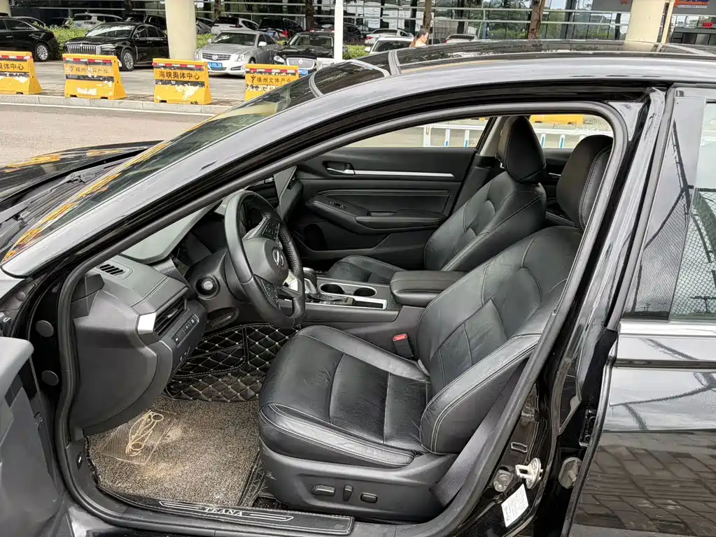 Nissan Teana — миниатюра 10