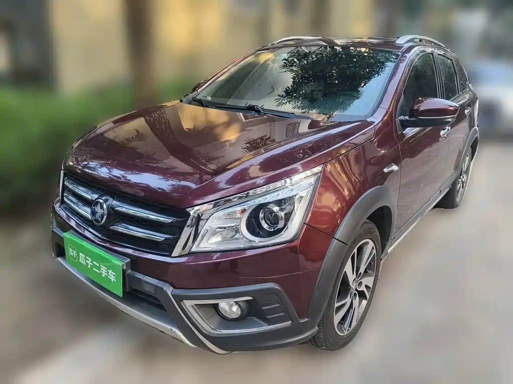Venucia T70X — миниатюра 2