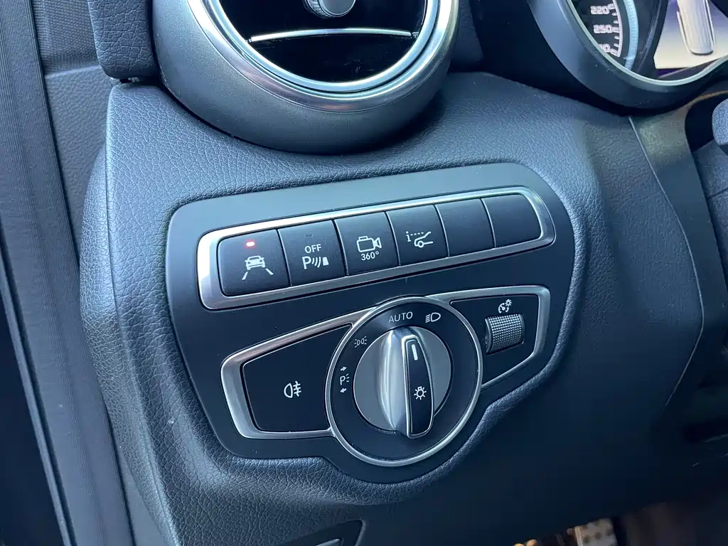 MERCEDES-BENZ GLC AMG