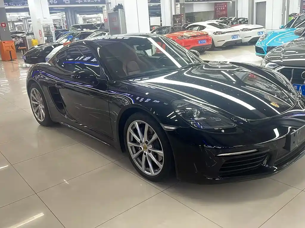 Porsche 718 2020 Cayman 2.0T